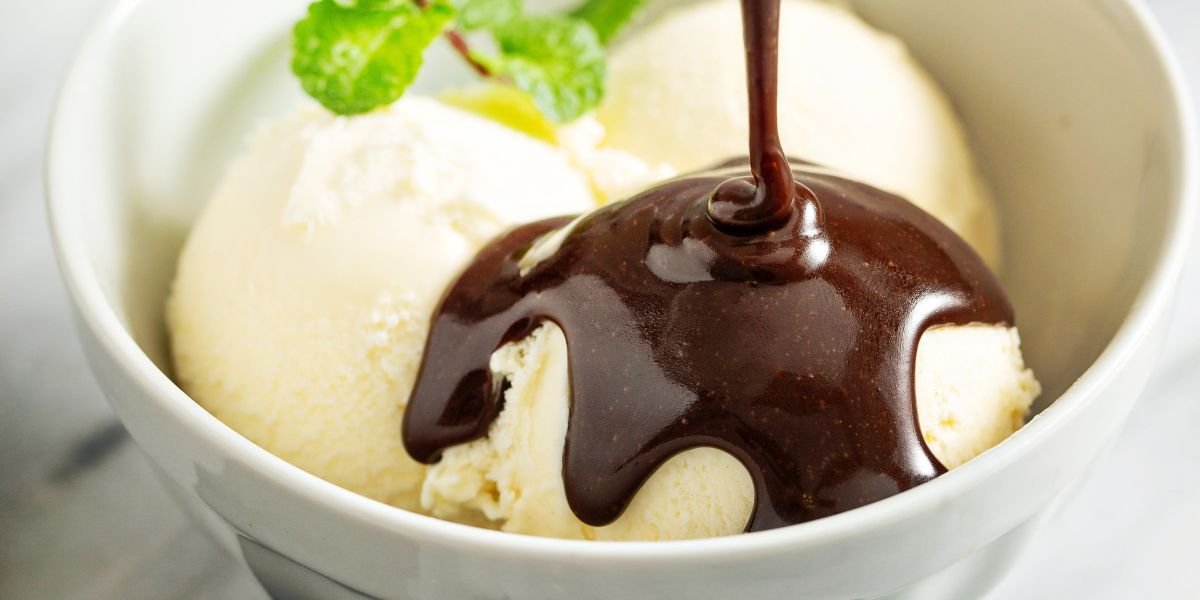 Creamy Chocolate Sauce