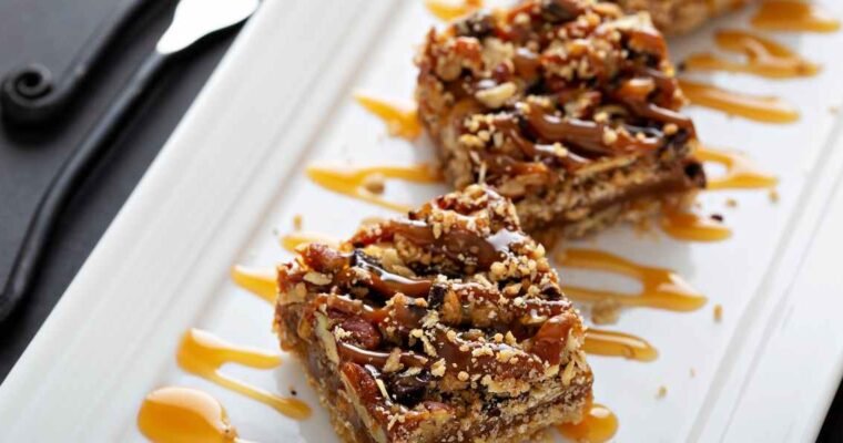 Caramel Pecan Shortbread Bars